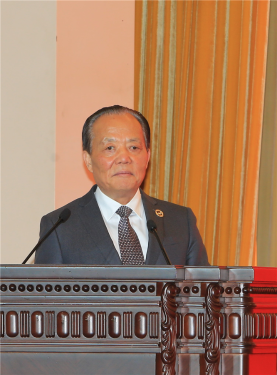 巨石集团有限公司董事长张毓强作经验交流